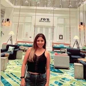 Meet your Posher, Mimi